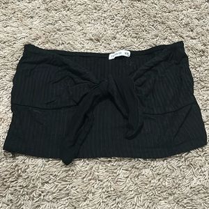 Black cotton on crop top with bow